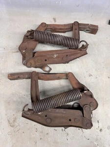 Ford Galaxie 500 Mercury 1965 1966 1967 capó bisagras de apoyo LH RH soportes OEM - Imagen 1 de 14