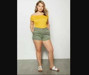 Rue21 3X Parte superior recortada amarilla caramelo poliéster fruncido Spandex Rue Talla Grande - Imagen 1 de 12