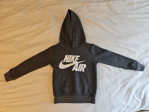 VETEMENTS Felpa con cappuccio Nike per bambini taglia 4T