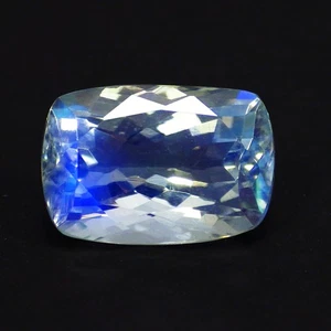 2.40 Ct Emerald Shimmering Top Grade (9 x 6 mm)Natural Faceted Rainbow Moonstone - Picture 1 of 7