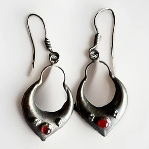 Vintage Sterling Silver 925 Boho Dangle Hoop Earrings Red Stone Unknown Origin - Picture 1 of 22