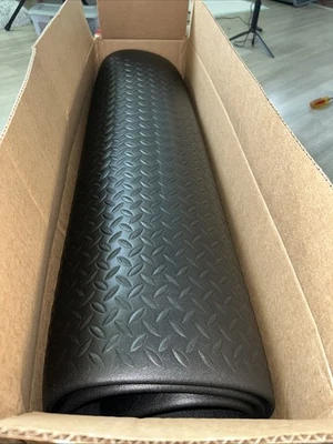 Notrax Floor Mat Diamond Pattern 3’x6’ - Image 1 of 2