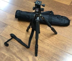 Lumi Pro C2540 Carbon Fibre tripod M'ball Head + Bag - Never used. Is it a Benro - Picture 1 of 3