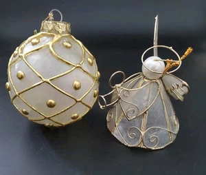 Capiz Shell y oro redondo adorno navideño y ángel con adorno de trompeta - Imagen 1 de 13