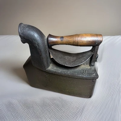 "Chimenea de hierro plano/carbón de 7"" de la década de 1920 mango de madera primitivo antes de la electricidad" Foto 1 de 4