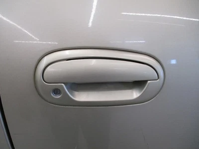 Used Front Right Exterior Door Handle fits: 2000 Ford F150 PICKUP door front R. Foto 1 de 4