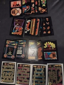1982 TOPPS NINTENDO DONKEY KONG STICKER SET COMPLETE 32 CARDS + 4 SCRATCH OFFS - Picture 1 of 13