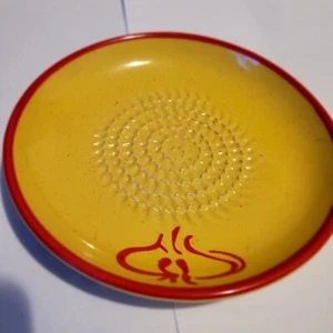 Garlic Grater Plate 5" Zester Yellow Red Trim Ceramic Claytan Tableware China - Picture 1 of 3