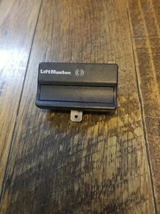 LiftMaster One Button Garage Door Opener Remote Control 371LM HBW1573 - Picture 1 of 1