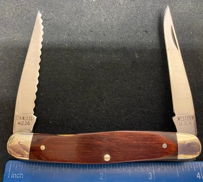Cuchillo para rata almizclera Western USA W236, asas lisas de palo de rosa Foto 1 de 4