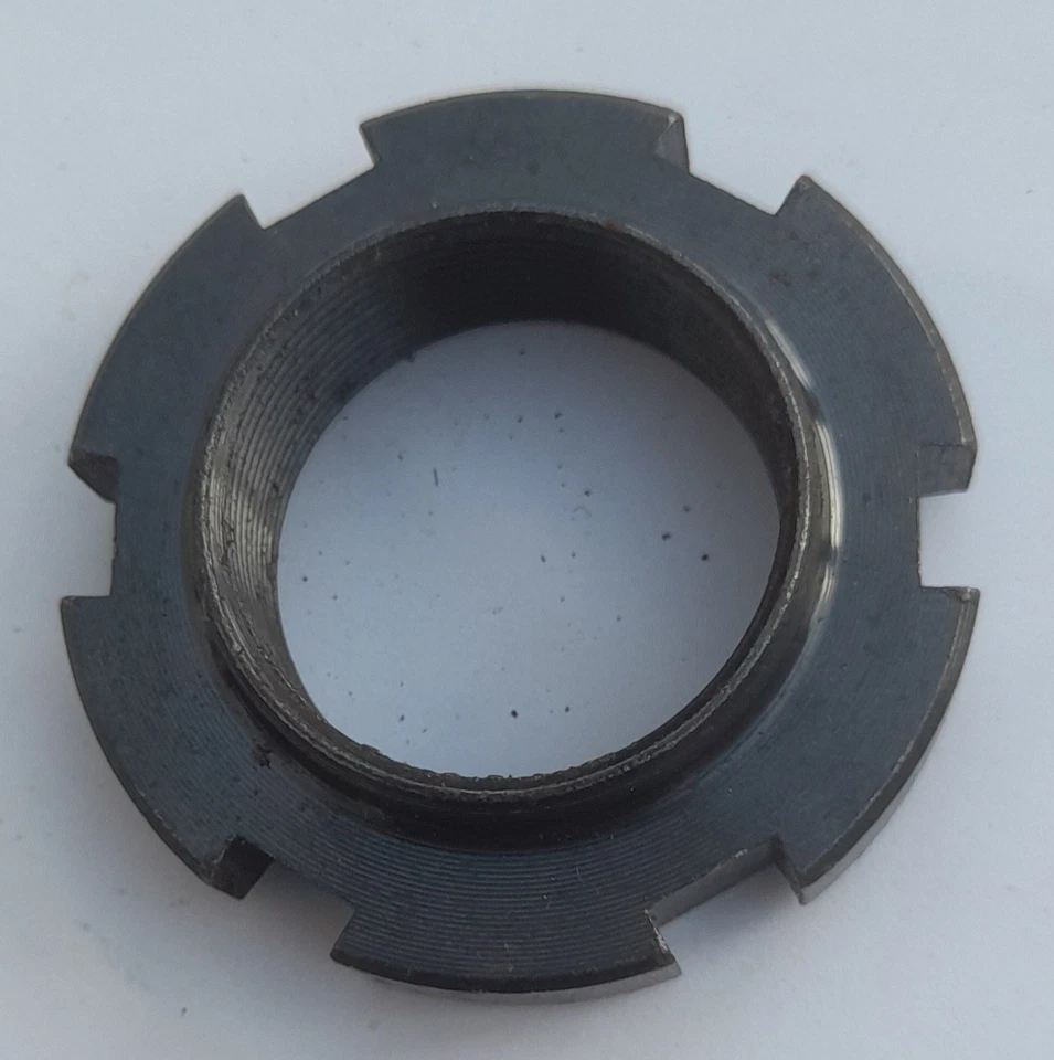 Alfa Romeo 105 2000 GTV Spider Diff LSD Locking Nut — 第 1/1 张图片
