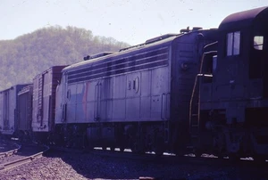 AMT Amtrak E-8a 261 ex NYC 4044 Rockville Bridge orig kk Slide - Bild 1 von 1