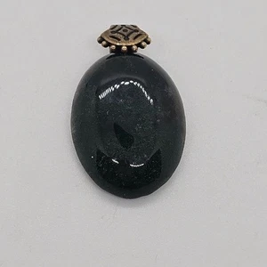 dark green oval stone pendant with gold tone bail - Picture 1 of 4