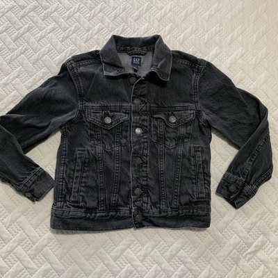 Chaqueta vaquera negra GAP para niños talla M 8-9 clásica con botones delanteros con bolsillos Foto 1 de 4