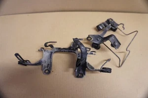 HONDA VF400 VF 400 NC13 1983-1985 various frame body brackets mounts stays - Imagen 1 de 9