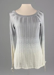 White House Black Market Sweater Sz Small Cream Gray Ombre Chevron Holiday - Picture 1 of 8