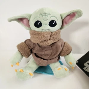 Disney Parks Star Wars: The Mandalorian Grogu Magnetic Shoulder - Picture 1 of 2