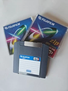 Lot of 2 FujiFilm Zip Mac Formatted 100MB Disks - Picture 1 of 4