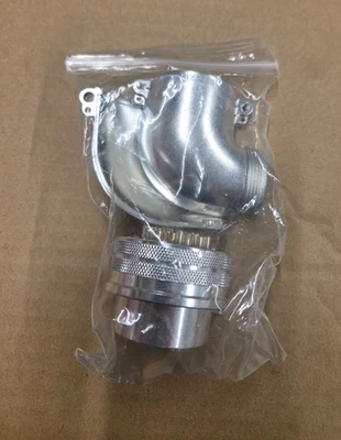 Amphenol Right angle Plug 97-3108B-28-11S, Solder on connections - Image 1 of 4