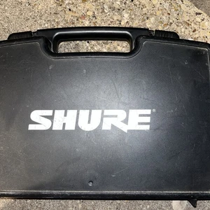 Shure Wireless UT4 VF Diversity Receiver & UT1 Xmitter No Mic With Case 742.125 - Picture 1 of 7