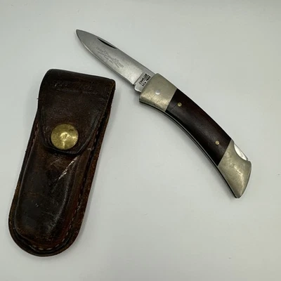 Cuchillo Plegable Vintage Espada Camillus Marca #2 Hoja Única con Funda de Cuero Foto 1 de 4