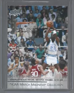 Michael Jordan-Carolina del Norte-2014-15 Upper Deck March Madness Collection #MJ3 - Imagen 1 de 2