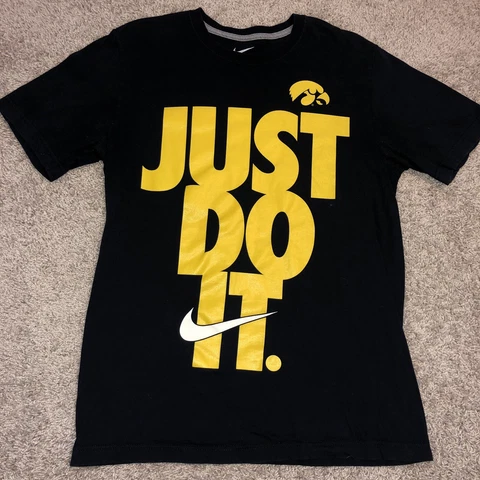 Iowa Hawkeyes Shirt Adult Medium Black Yellow Nike College NCAA Football Men 327 Cover