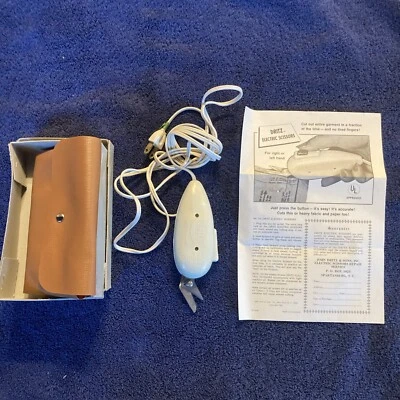 Electric Scissors Sewing Quilt Making  8’ Cord Switzerland Dritz 716 works W Box - Image 1 of 4