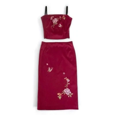 Conjunto de 2 faldas corsé de satén bordadas florales Mandalay vintage Y2K rojas 2/4 Foto 1 de 4