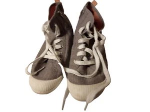 Cat & Jack ankle Sneakers GRAY Pink Dots TOE CAP WOMEN'S US 5M Zip Laces GOOD - Picture 1 of 6