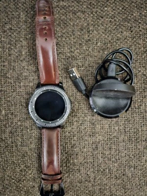 Samsung Gear S3 Frontier Classic  - Image 1 of 3