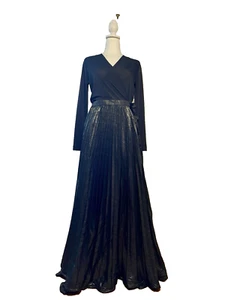 Women's Long Gown Maxi Dress size XS Black Gold Pleated Long Party Elegant NWT - Picture 1 of 22