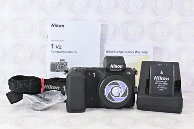 Nikon 1 V2 Gehäuse in Schwarz - Nur 3603 Klicks - GT24 Hit! - Bild 1 von 4