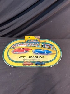 Automatic Toy Company Auto Speedway Tin Toy Juego de Carreras CON 2 Coches de Carreras - Imagen 1 de 6