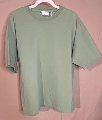 Camiseta H&M verde calce relajado manga corta grande para hombre Foto 1 de 4
