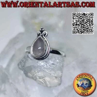 Anello in argento 925 ‰ quarzo rosa a goccia cabochon, bordo liscio e giglio a c - Immagine 1 di 4