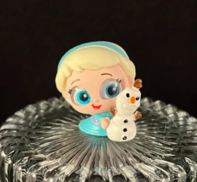 Disney Doorables - Remember When - Elsa - Frozen - Common - Image 1 of 4