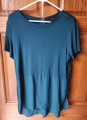 Blusa Top Attention Jade con Parte Inferior de Gasa Flyaway Para Mujer Talla L Manga Corta Foto 1 de 3