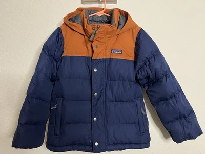 Patagonia Kids Bivy Down Hooded Jacket Boys Puffer Navy Blue Tan XS 5-6 Winter - Image 1 of 4