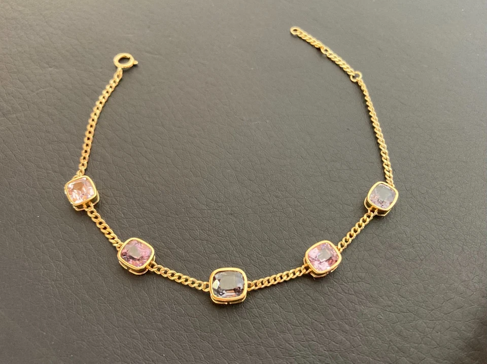 18K Yellow Gold Spinel Cuban Link Chain Bracelet Length 7 Inches - Image 1 of 4