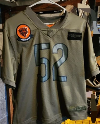Camiseta Salute to Service Chicago Bears Khalil Mack Olive Juvenil Grande Foto 1 de 4
