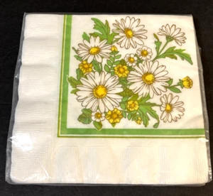 NEW Vintage Hallmark Yellow Daisy Napkins 16 ~ 13" X 13" Floral Cottagecore - Picture 1 of 3