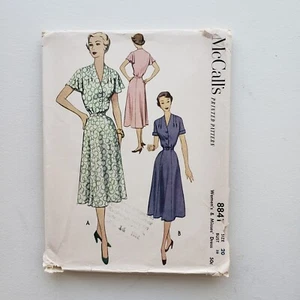 1950s Vintage McCall's 8841 Shprt Flutter Sleeve House Dress Sewing Pattern - Picture 1 of 2