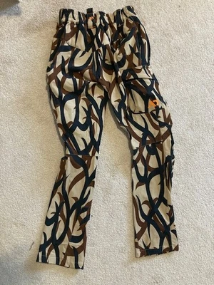 Women's First Lite Alturas Hunting Pants, size XS, ASAT camo, Excellent - Image 1 of 4