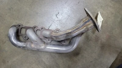 Coletor de escape lateral de passageiros Ford Mustang 5.0 Coyote 2017. - Imagem 1 de 3