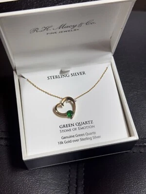 Collar Colgante Corazón Cuarzo Verde Macy's (3/4 ct. t.w.) 14k sobre plata $100 Foto 1 de 4