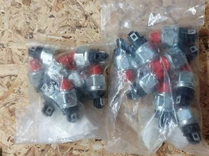 16 units new PS61-Subminiature-Pressure-Switch 01L1104 - Picture 1 of 5