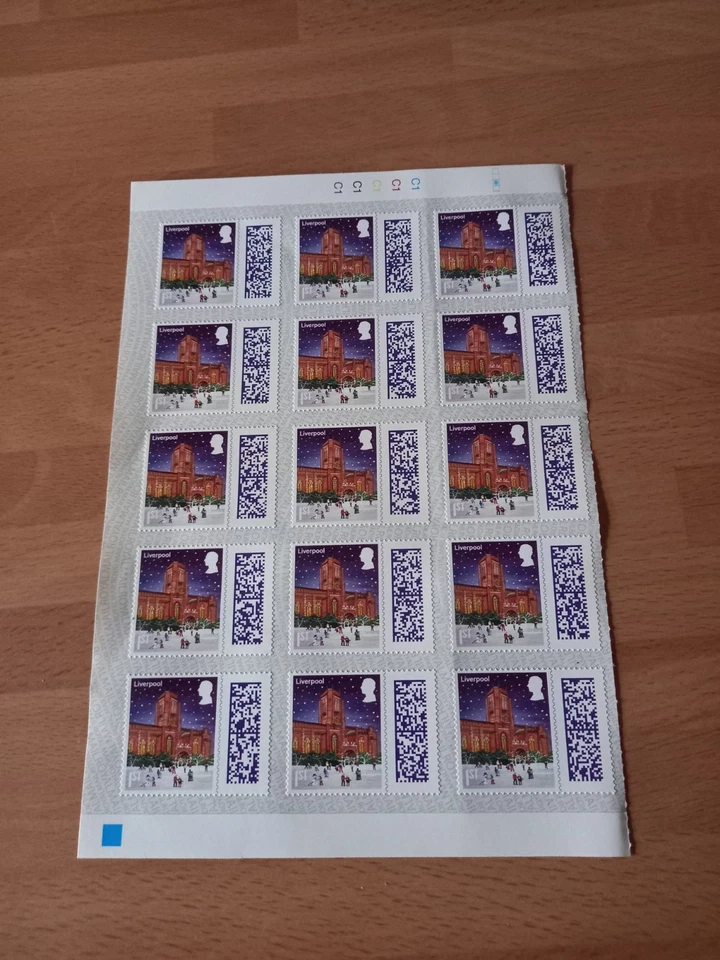 15 x 1st Class Christmas Stamps, Genuine Royal Mail Bar Coded, New - Image 1 of 1