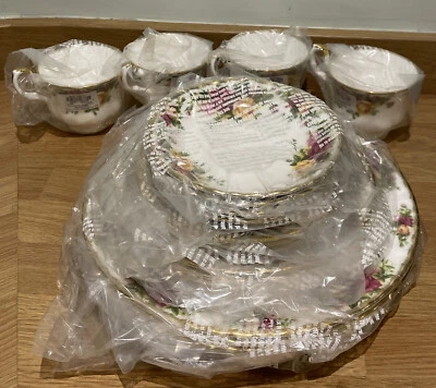 Royal Albert - Old Country Roses Juego de té de cena de 20 piezas artículos nuevos caja dañada Foto 1 de 4