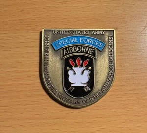 UNITED STATES ARMY SPECIAL FORCES AIRBORNE JFK SPECIAL WARFARE CENTER AND SCHOOL - Picture 1 of 2